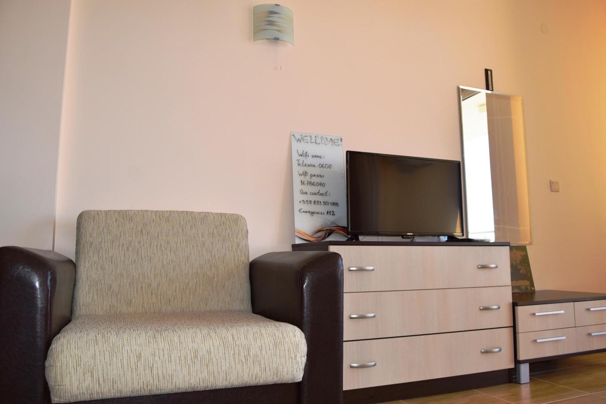 Bright Studio With Parking & Pool Sveti Vlas Dış mekan fotoğraf